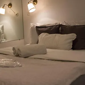 Lady Mimi Appartement Parijs