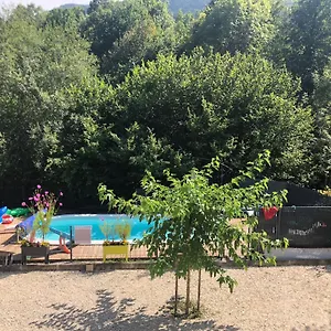 Au Bord De L Eau Frühstückspension